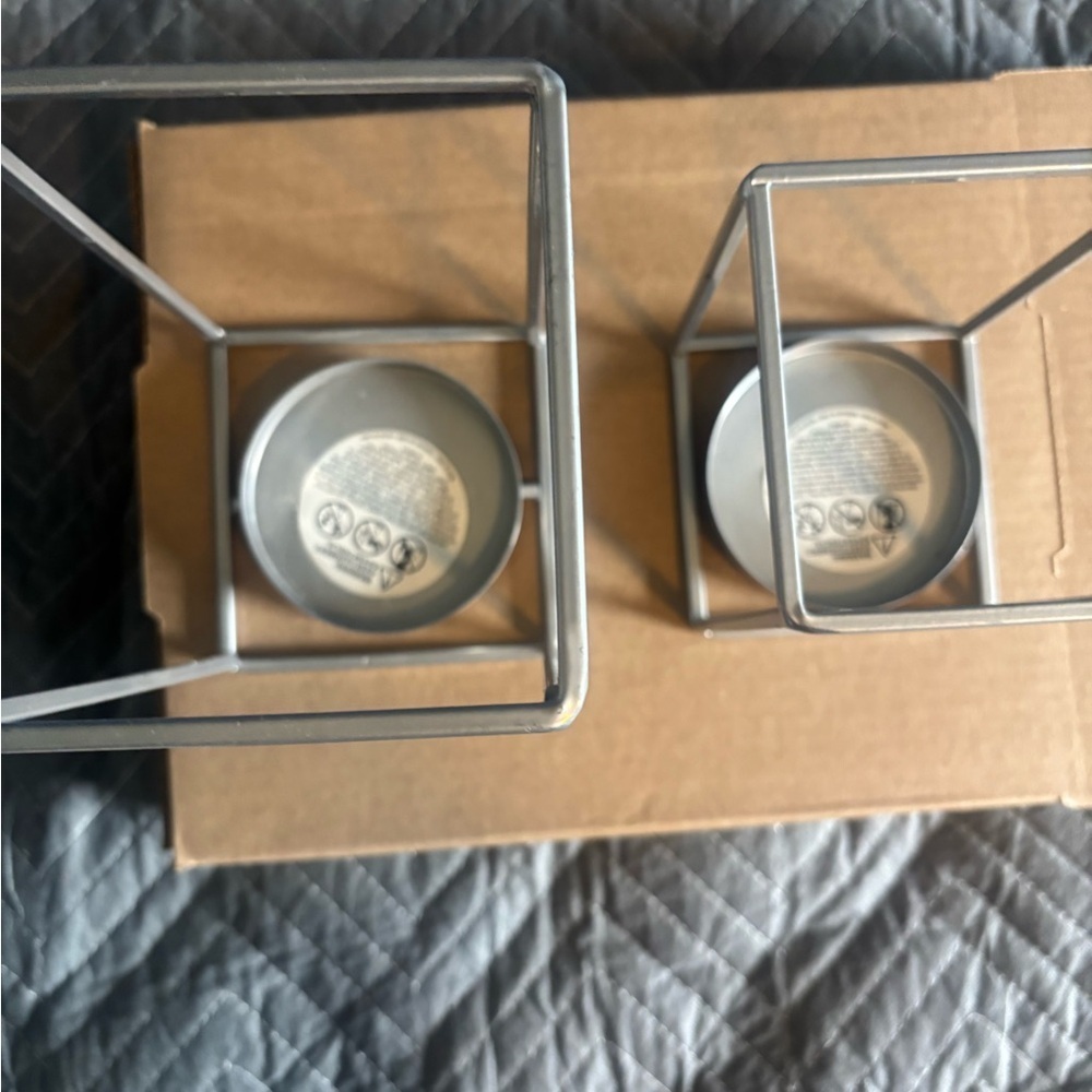 Set Of 2 Metal Candle Holders. Open rectangle holder at bottom. - Picture 2 of 3